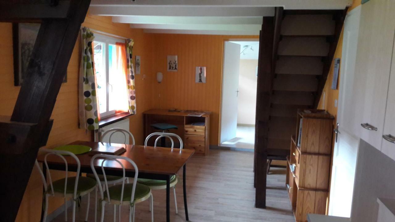 Meuble De Tourisme Apartman Oderen Kültér fotó